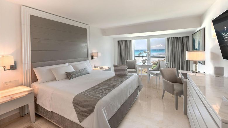 <b>Le Blanc Spa Resort Cancun Room</b>. Images powered by <a href="https://iceportal.shijigroup.com/" title="IcePortal" target="_blank">IcePortal</a>.