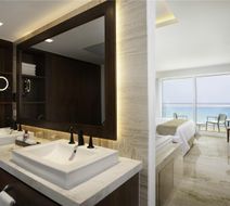 Club Regina Cancun Room
