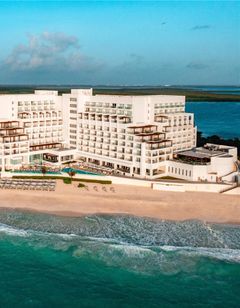 Club Regina Cancun