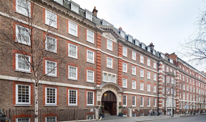 Gem Fitzrovia Hotel Exterior