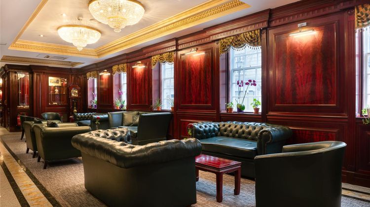 Gem Fitzrovia Hotel Lobby