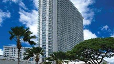 Luxury Suites International at Ala Moana