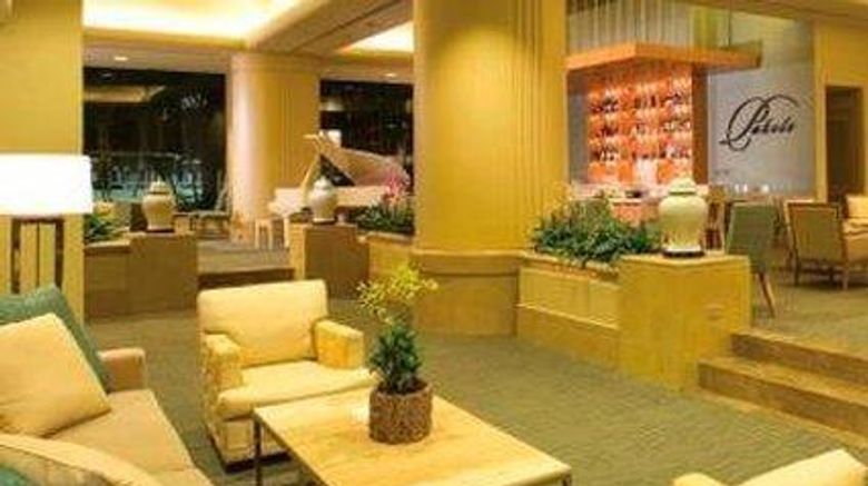 <b>Luxury Suites International at Ala Moana Lobby</b>. Images powered by <a href="https://iceportal.shijigroup.com/" title="IcePortal" target="_blank">IcePortal</a>.