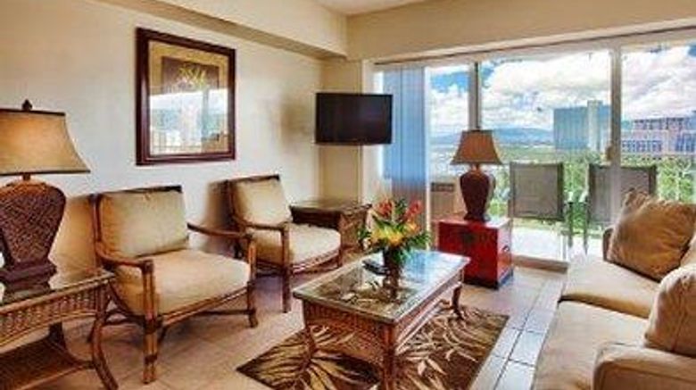 <b>Castle Waikiki Shore Room</b>. Images powered by <a href="https://iceportal.shijigroup.com/" title="IcePortal" target="_blank">IcePortal</a>.