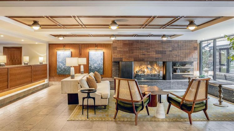 Inn at the Market Lobby