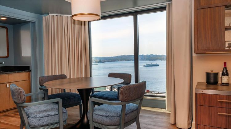 Inn at the Market Suite
