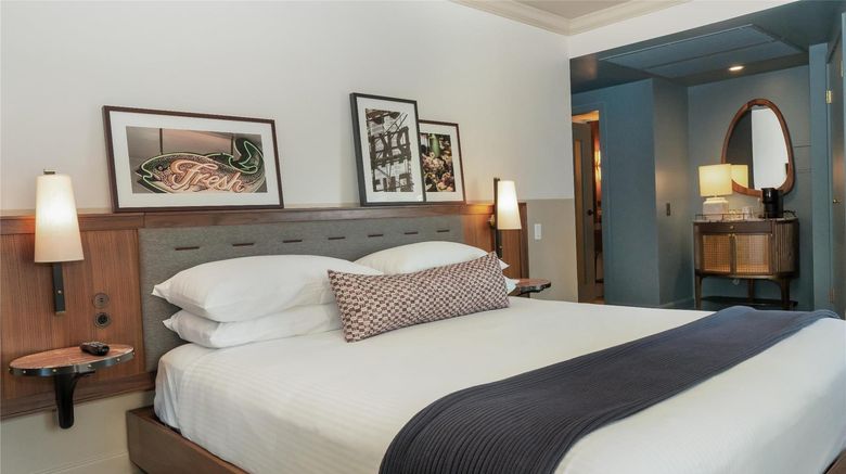 <b>Inn at the Market Room</b>. Images powered by <a href="https://iceportal.shijigroup.com/" title="IcePortal" target="_blank">IcePortal</a>.