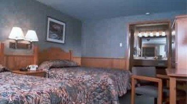 <b>Poulsbo Inn & Suites Room</b>. Images powered by <a href="https://iceportal.shijigroup.com/" title="IcePortal" target="_blank">IcePortal</a>.