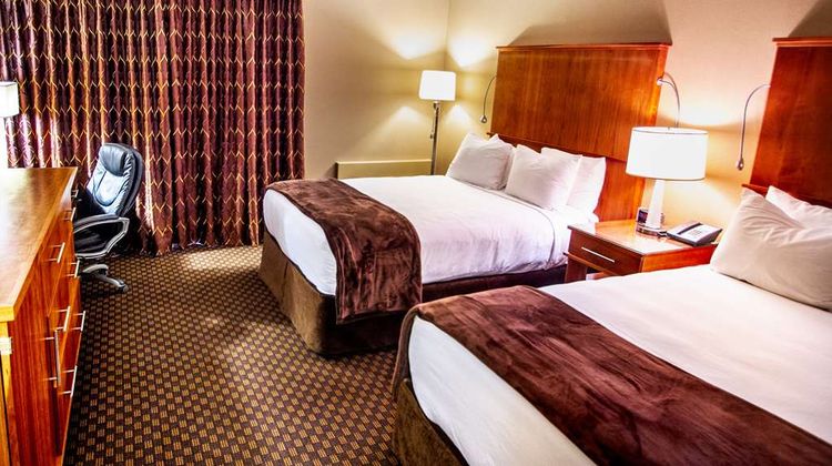 Mirabeau Park Hotel & Convention Center Room