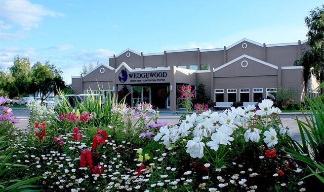 Wedgewood Resort Exterior