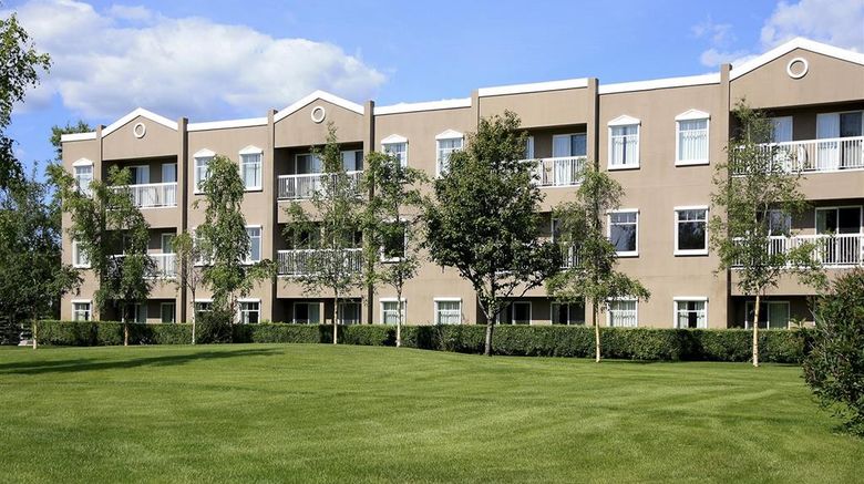 <b>Wedgewood Resort Exterior</b>. Images powered by <a href="https://iceportal.shijigroup.com/" title="IcePortal" target="_blank">IcePortal</a>.