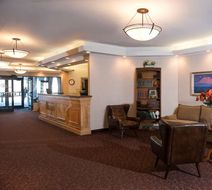 Sophie Station Hotel Lobby