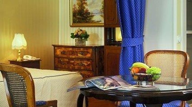 <b>Hotel Ambassador Suite</b>. Images powered by <a href="https://iceportal.shijigroup.com/" title="IcePortal" target="_blank">IcePortal</a>.