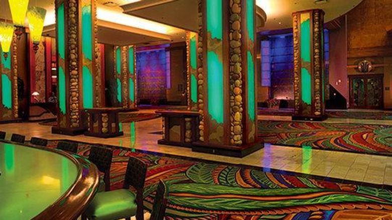 <b>Seneca Niagara Resort & Casino Lobby</b>. Images powered by <a href="https://iceportal.shijigroup.com/" title="IcePortal" target="_blank">IcePortal</a>.