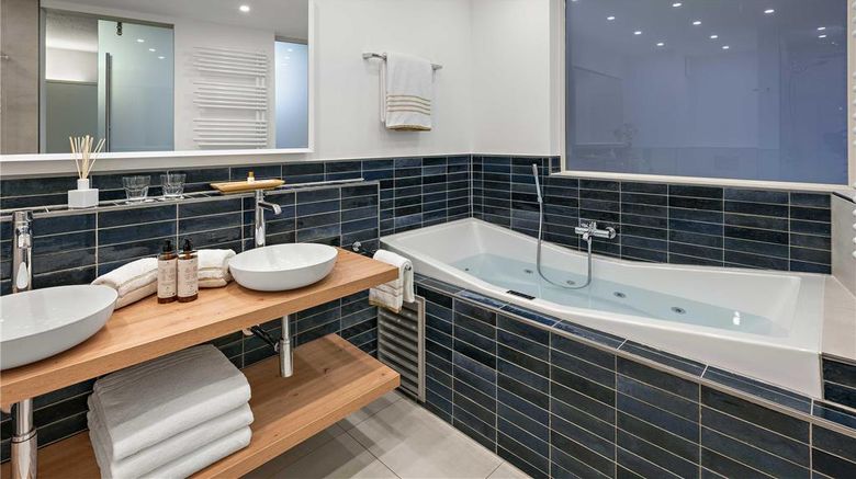 <b>Hotel Central Hof Partner of SORAT Hotel Other</b>. Images powered by <a href="https://iceportal.shijigroup.com/" title="IcePortal" target="_blank">IcePortal</a>.