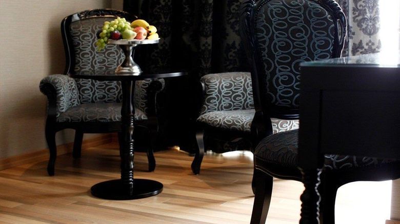 <b>Cleopatra Hotel Lobby</b>. Images powered by <a href="https://iceportal.shijigroup.com/" title="IcePortal" target="_blank">IcePortal</a>.