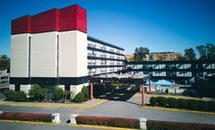 Hotel Ruby Foo's