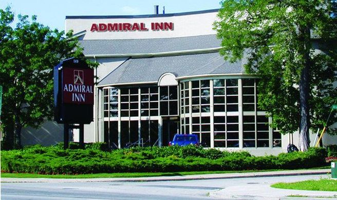 Admiral Inn Exterior