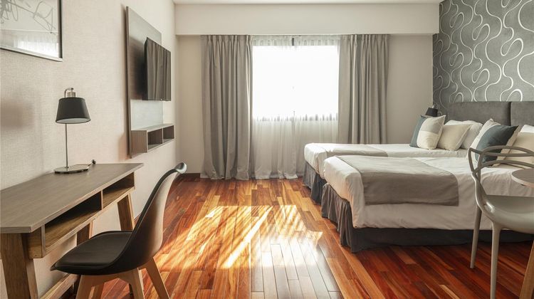 Argenta Tower Hotel & Suites Room