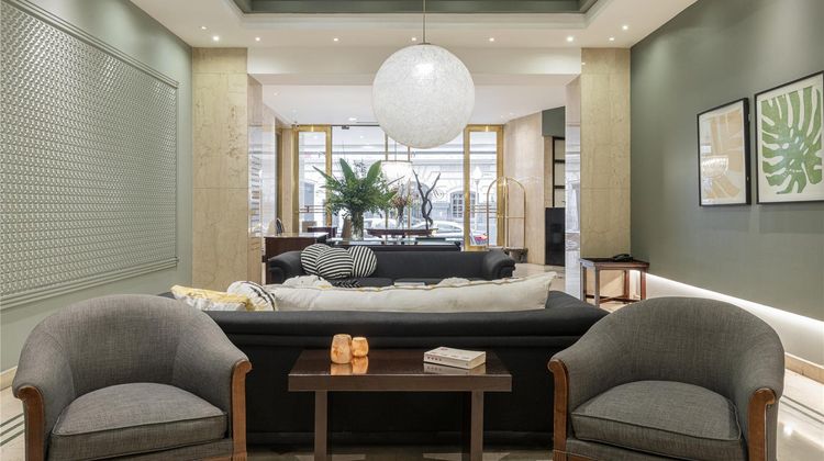 Argenta Tower Hotel & Suites Lobby