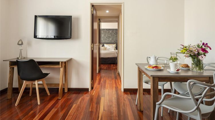 Argenta Tower Hotel & Suites Suite