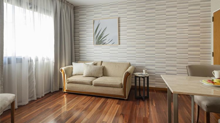 Argenta Tower Hotel & Suites Suite