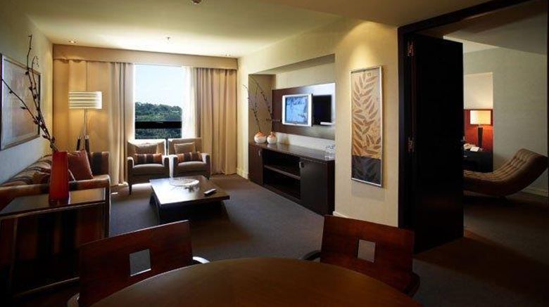 <b>Panoramic Grand Hotel Room</b>. Images powered by <a href="https://iceportal.shijigroup.com/" title="IcePortal" target="_blank">IcePortal</a>.