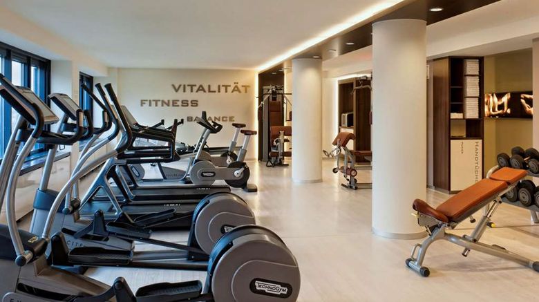 <b>Estrel Hotel & Convention Center Health</b>. Images powered by <a href="https://iceportal.shijigroup.com/" title="IcePortal" target="_blank">IcePortal</a>.