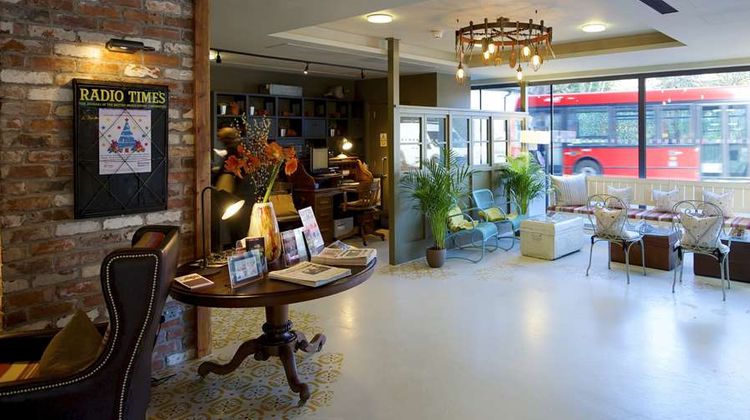 Bermondsey Square Hotel Lobby