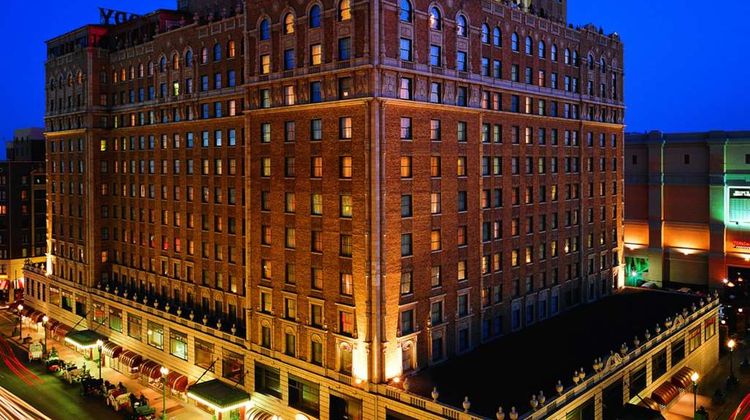 The Peabody Memphis Exterior