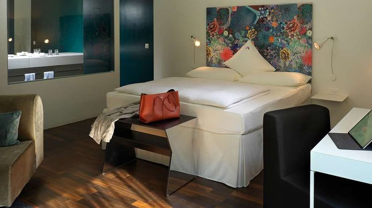 City Garden Hotel Suite