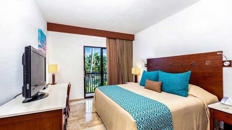The Royal Cancun Suite