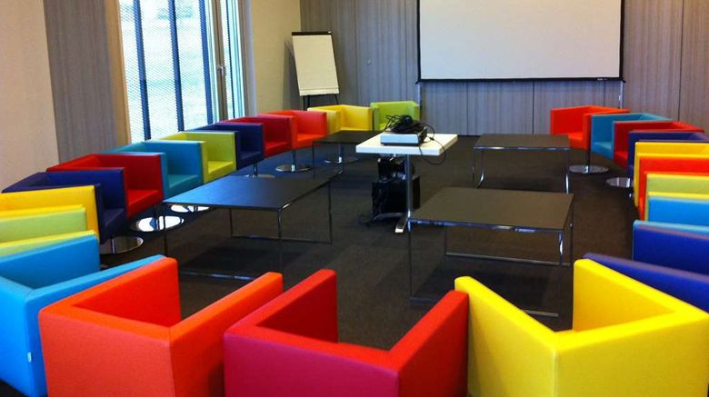 <b>Starling Hotel Lausanne Meeting</b>. Images powered by <a href="https://iceportal.shijigroup.com/" title="IcePortal" target="_blank">IcePortal</a>.