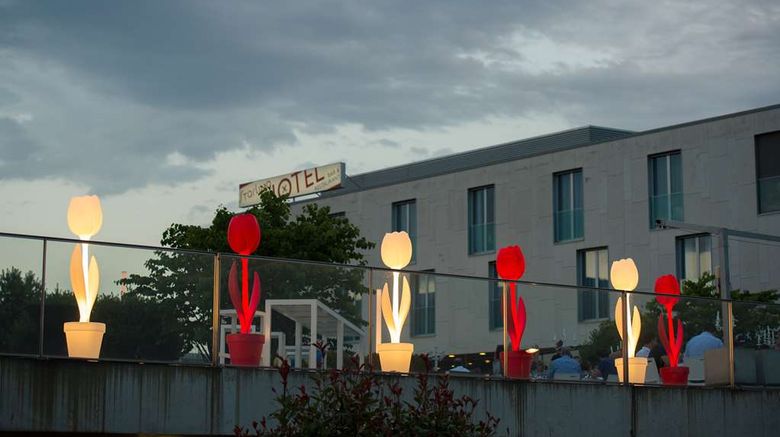 <b>Starling Hotel Lausanne Exterior</b>. Images powered by <a href="https://iceportal.shijigroup.com/" title="IcePortal" target="_blank">IcePortal</a>.