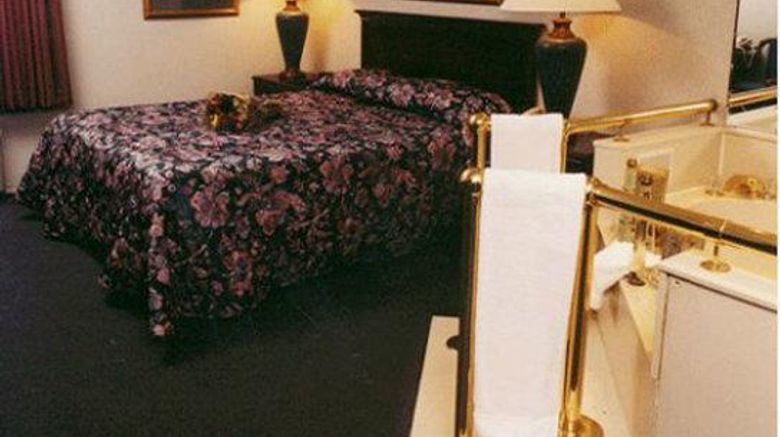 <b>Lees Inn & Suites Muncie Other</b>. Images powered by <a href="https://iceportal.shijigroup.com/" title="IcePortal" target="_blank">IcePortal</a>.