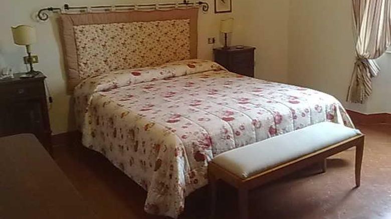 <b>Tenuta Delle Ripalte Room</b>. Images powered by <a href="https://iceportal.shijigroup.com/" title="IcePortal" target="_blank">IcePortal</a>.
