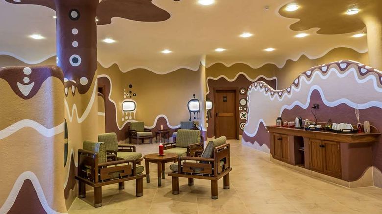 <b>Mara Serena Safari Lodge Spa</b>. Images powered by <a href="https://iceportal.shijigroup.com/" title="IcePortal" target="_blank">IcePortal</a>.