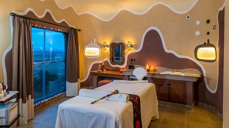 <b>Mara Serena Safari Lodge Spa</b>. Images powered by <a href="https://iceportal.shijigroup.com/" title="IcePortal" target="_blank">IcePortal</a>.
