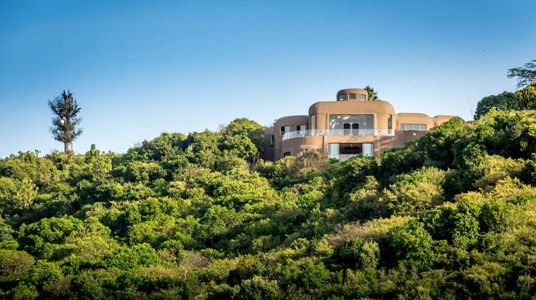 Mara Serena Safari Lodge Exterior