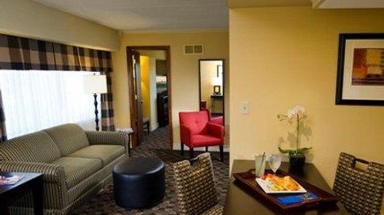 The Boulevard Inn Room