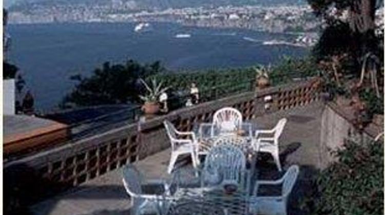 Miramare Residence Hotel Exterior
