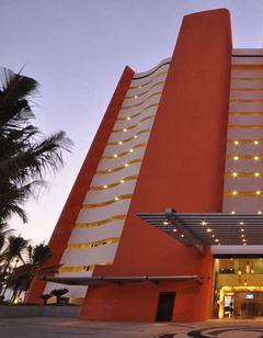 Sunset Plaza Beach Resort & Spa
