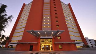 Sunset Plaza Beach Resort & Spa