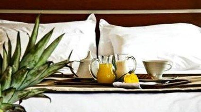 <b>La Piscine Art Hotel Room</b>. Images powered by <a href="https://iceportal.shijigroup.com/" title="IcePortal" target="_blank">IcePortal</a>.