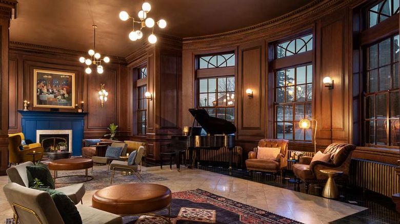 <b>The Landmark Inn Lobby</b>. Images powered by <a href="https://iceportal.shijigroup.com/" title="IcePortal" target="_blank">IcePortal</a>.