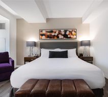 The Godfrey Hotel Chicago Room