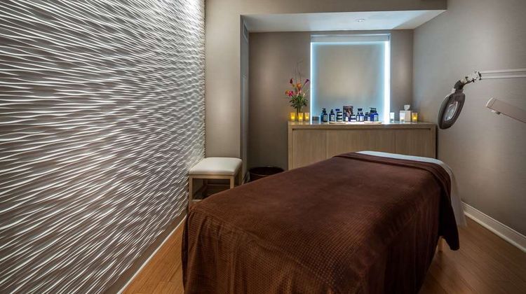 The Godfrey Hotel Chicago Spa