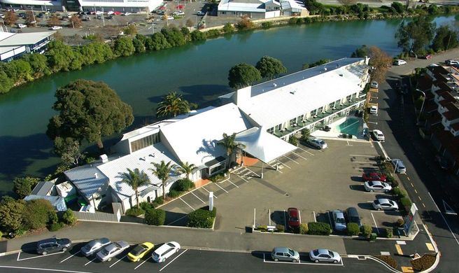 Tides Hotel Exterior