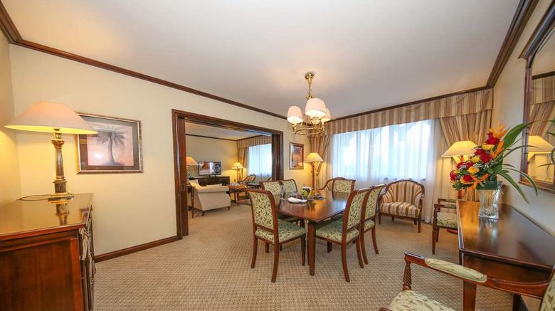 <b>Serena Hotel - Dar es Salaam Suite</b>. Images powered by <a href="https://iceportal.shijigroup.com/" title="IcePortal" target="_blank">IcePortal</a>.