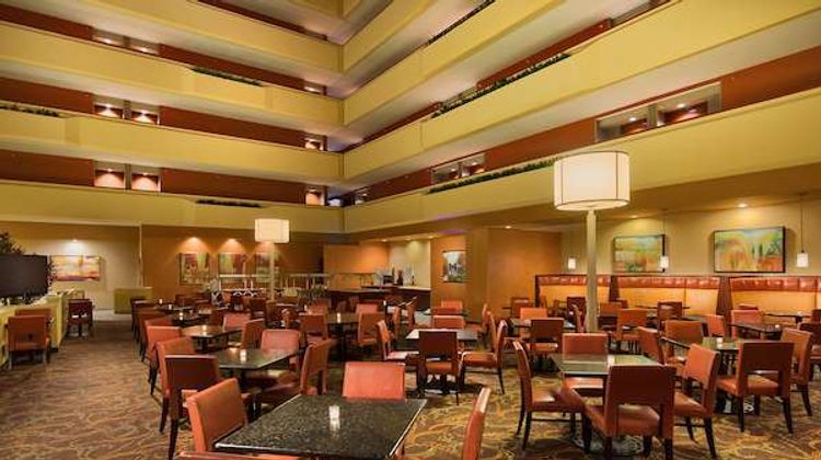 University Plaza Hotel & Convention Cent Restaurant